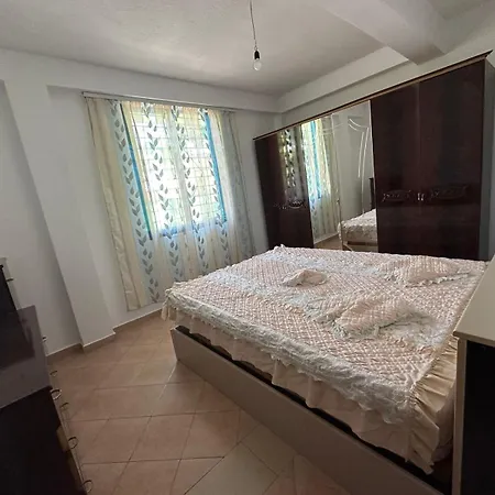 Casa In Albania A Vicino Il Centro Σπίτι διακοπών *