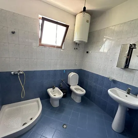 Casa In Albania A Vicino Il Centro * Τίρανα